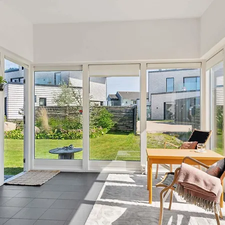 With Private And Sea View Appartement Koge