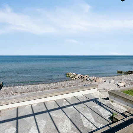 With Private And Sea View Appartement