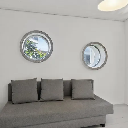 Διαμέρισμα With Private And Sea View