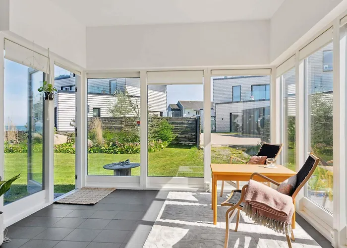 With Private And Sea View Appartement Koge