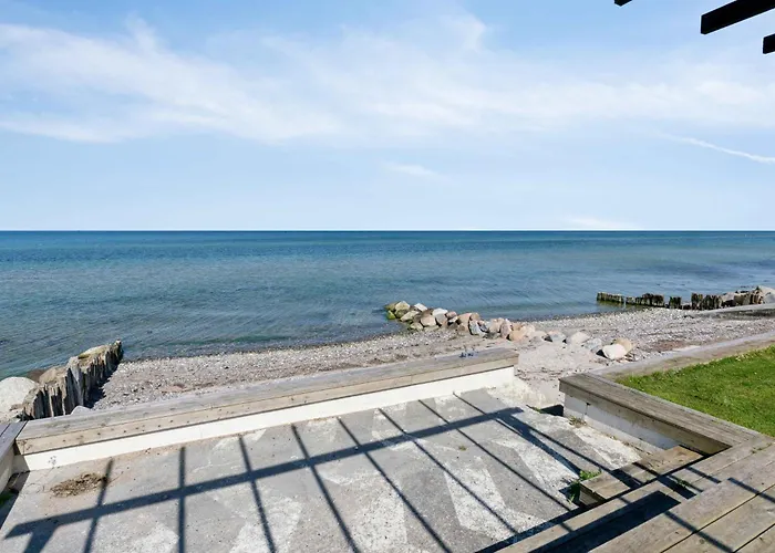 With Private And Sea View Appartement